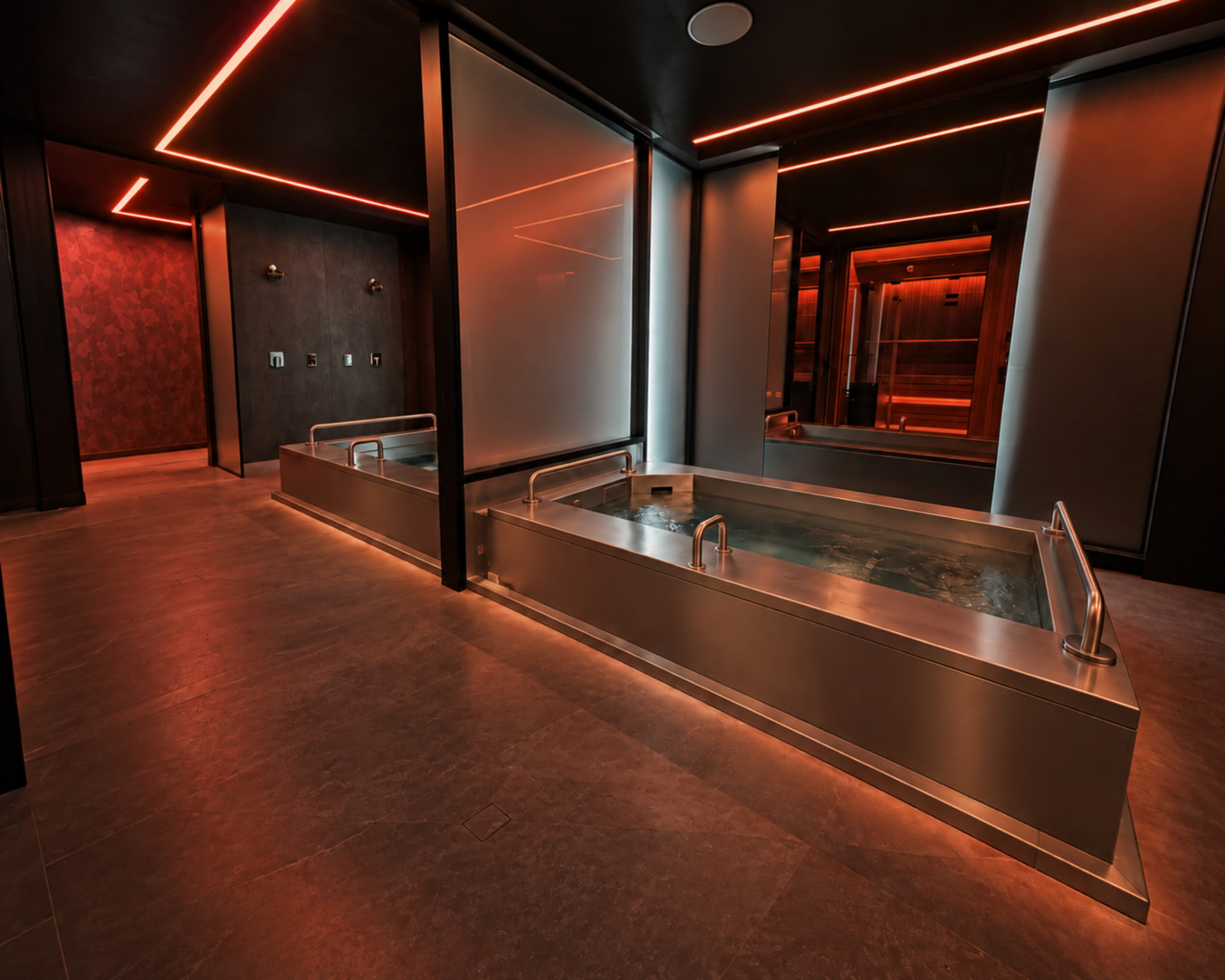CORTEN contrast space — plunge pool detail